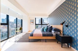 City Views and Private Terrace in Trendy Roma - 8