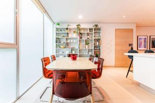 2 Condos in La Roma Parking, Perfect for Groups - 2