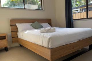 Connecting Palms Tiny Home- BnB Accommodation - 9