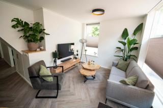 Luxe Stadswoning in historische vesting Steenwijk - 9
