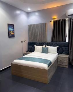 Epic 5 Bedroom - Idu - 1