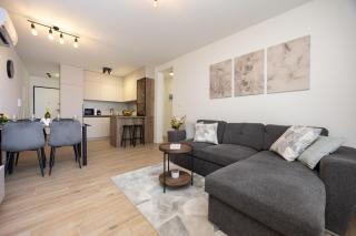 Genio New Apartment with Balcony & 2 Free Parking Spaces - 6