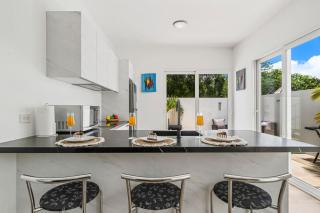 Modern 3BR Villa with Private Pool, Backyard and BBQ - Noord - 6