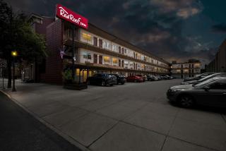 Red Roof Inn York Downtown - 8