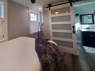 Charming Fishtown Rowhome Near Girard Avenue - 5