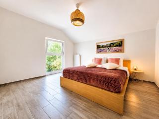 Calm and modern apartment - 1
