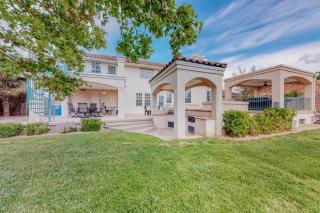 》3800ft Pool Hot Tub Sleep 18 & Mtn Views Billiard - 9