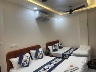 Hotel G17 Dhamnod - 6