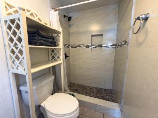 Ensenada 4BR/2BA Beach House | Pool, Hot Tub, Water Sports - 2