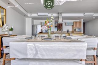 Beachview Luxury 3 BR Condo - Pools - Beach - 1