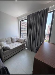 Simple 402 · Flat perfeito e moderno acomoda 4 pessoas - 9