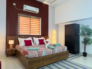 HYD- Garden Haus- AC 3BHK, PS 5, 65'TV, TT Table - 5
