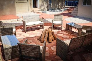 *Nob Hill/UNM ~ Luxury Remodeled House w/ King Bed - 7