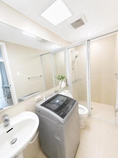 AMIRAH'S PLACE 1BEDROOM UNIt - 6