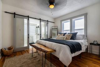 Nob Hill/UNM Luxury Remodeled House w/ King Beds - 8