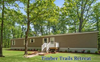 Timber Trails Retreat - Cozy Sports & Rec Hiking Trail & Hot Tub Retreat - 0