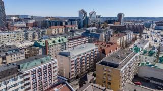 Top Floor Luxury - 2BR Scandi Home in City Center - 1