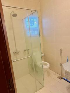 Modern Family Stay Bahria Town Karachi - 6