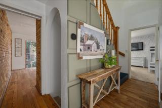Unique Home Perfect for Gathering Pets welcome! - 1