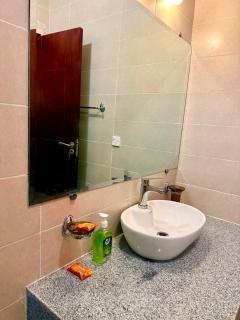 Modern Family Stay Bahria Town Karachi - 1