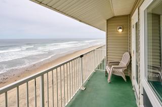 Stunning Top Floor Corner Suite for 6 Beautiful Ocean Views & Easy Beach Access - 4