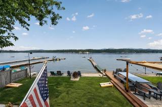 Diamond Lake Retreat w Private Beach and Dock - 8