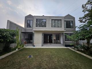Rumah Baribis Dago Pakar - View Pengunungan - 4