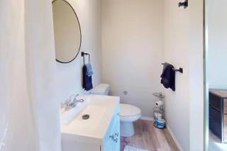 Updated Apart with King Bed & In-Unit W/D - 4