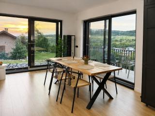 Black Pine Chalet - 8