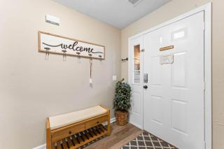 Lakefront Oasis at Pointe Royale - 7