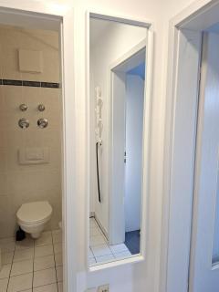 Apartment am Hochschulcampus Rosenheim - Balkon und Küche - 9