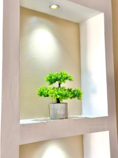 Kate 2-Bedroom Airport Residence - 4