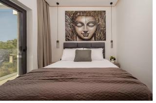 Jay Home - 7