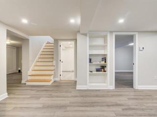 House in Pointe Claire - 1