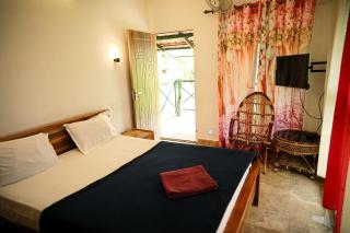 SanSree a 7BR Riverside Retreat with Private Pool - 7