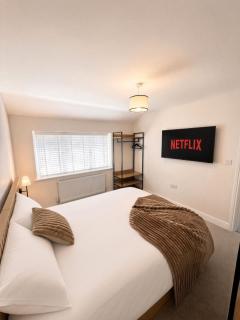 Brand New 3 Bedroom House - 8