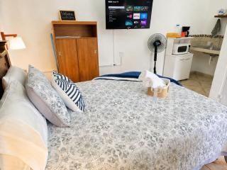 Estudio Queen con parqueo por Candelaria y vista espectacular a volcanes - 3