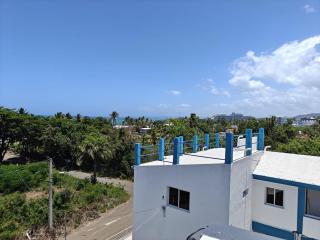 Ocean View 1BR with Rooftop Pool Costambar - 6