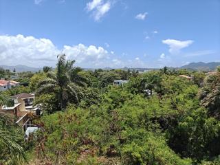 Ocean View 1BR with Rooftop Pool Costambar - 5