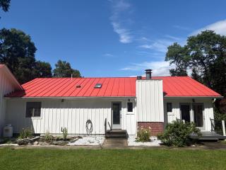The Red Roof by The Lake A Hudson Valley Retreat - 9
