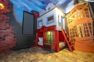 Massive 15BR Villa Private Movie Theater Themed Rooms - 5800 - 4