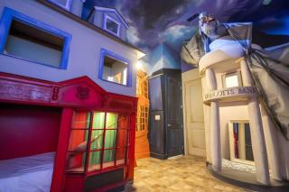 Massive 15BR Villa Private Movie Theater Themed Rooms - 5800 - 3