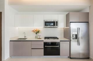 BlueMall Luxury Suites by Homeclub - 3