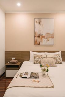 Hanoi Lux Lakeside Hotel and Apartment - 5