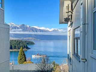 The BIGGEST & BEST VIEWS 3 Bedrooms WALK To Town - 7
