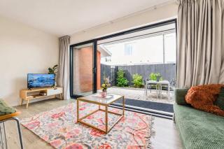 Your Home With Private Courtyard - 4