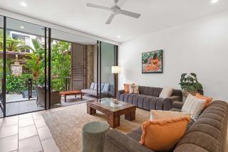 Sensational Swim Out - Resort Living by the Sea - 5