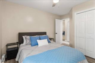 Emerald Coast Escape, 85” TV, Entire Home - 8