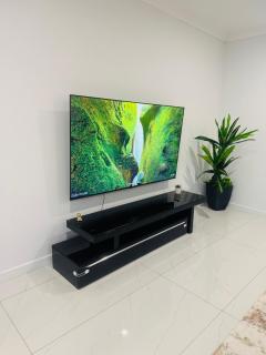 The House of Joy -Glenelg Beach Getaway - 5