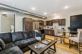 Luxury Apt. in Downtown Wichita Hyde Park Flats - 0